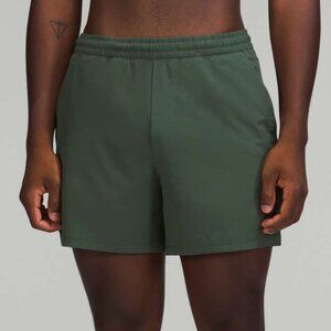 Lululemon Men's Pace Breaker Linerless Short 5" - Dark Green